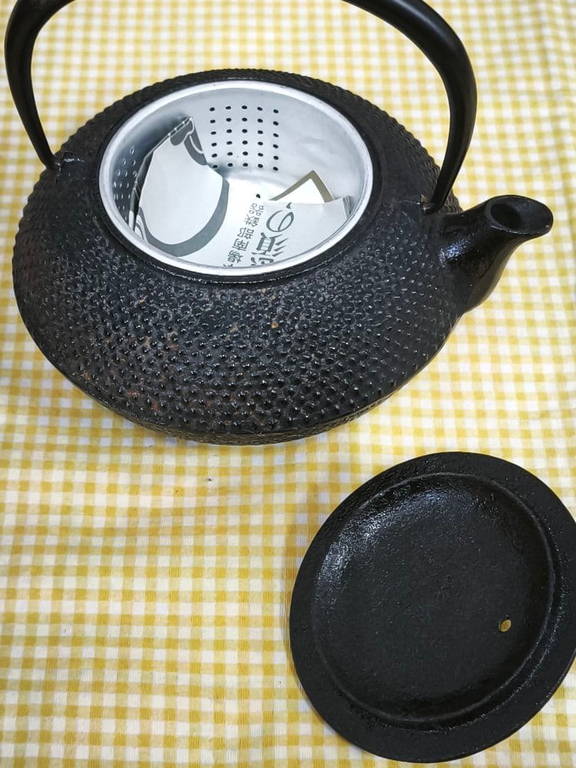 新品未使用 岩鋳 南部鉄器 4型 アラレ 鉄瓶 急須 証明書付き