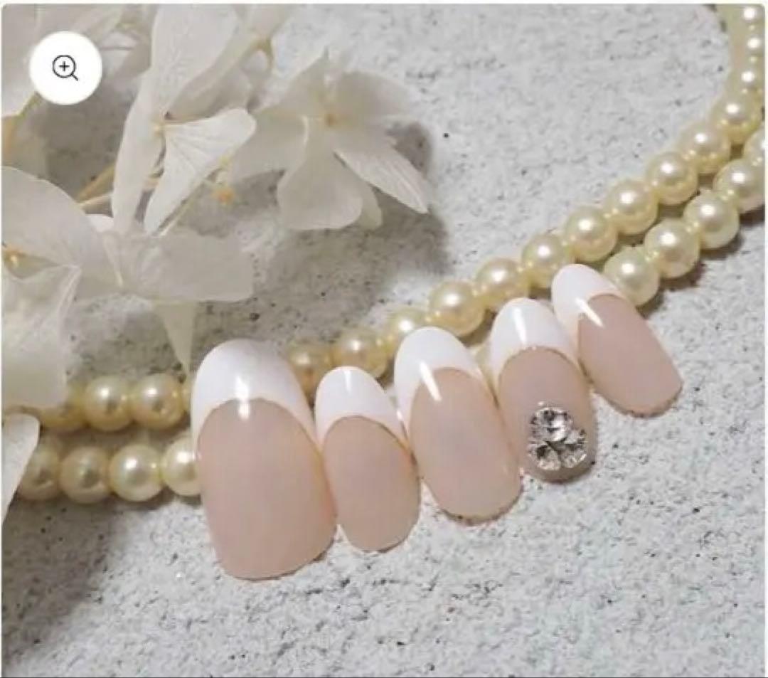 quro. n フレンチネイル ストーン付き