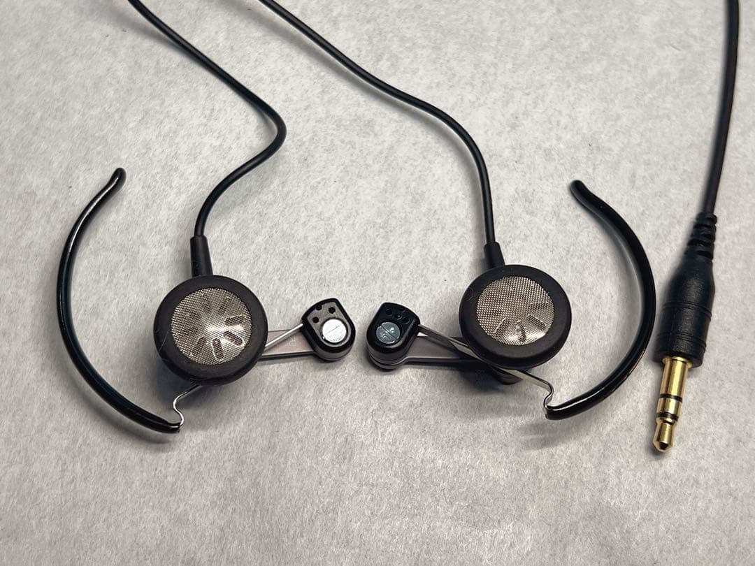 オーディオテクニカ ATH-EC7 クリップオンハイブリッドヘッドホン