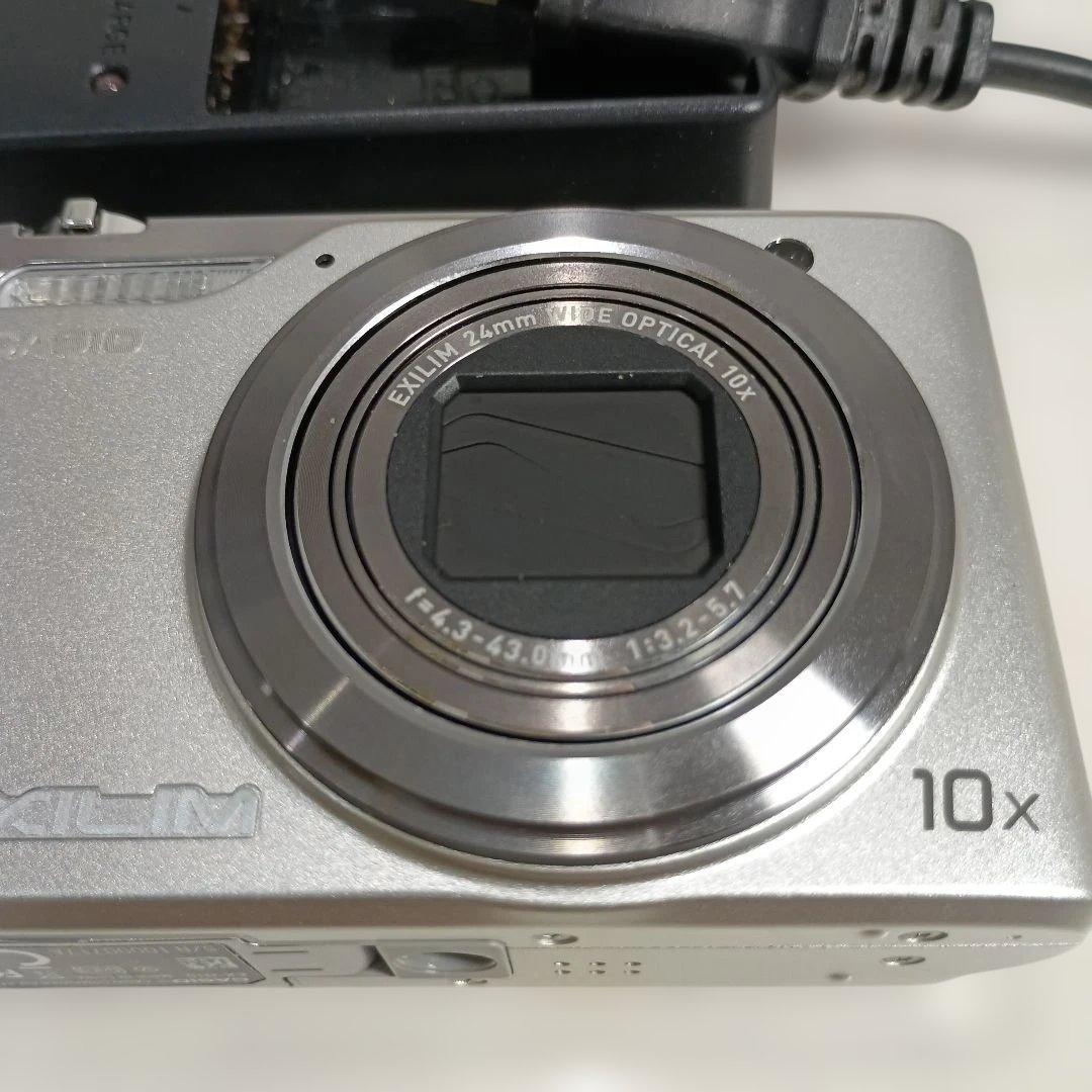 CASIO EXILIM 14.1MP コンパクトデジタルカメラ稼働　充電器あり
