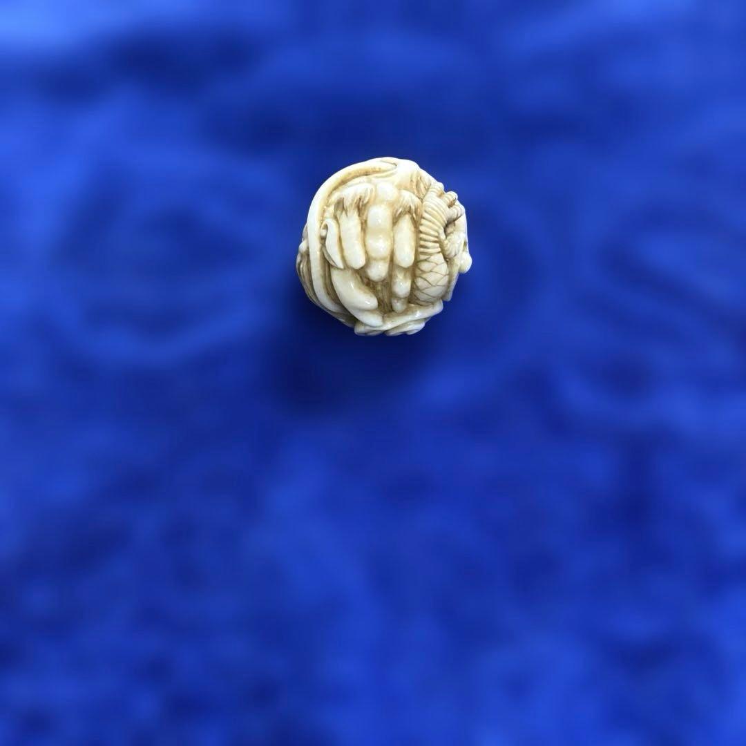 龍の根付けです。