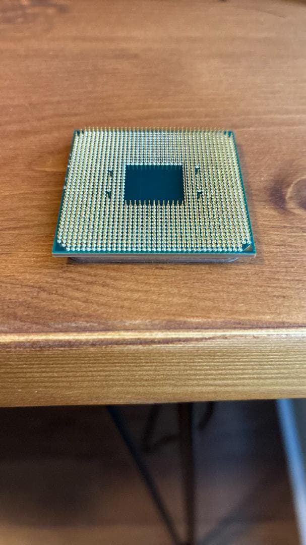 AMD Ryzen 7 3700X CPUとクーラーセット