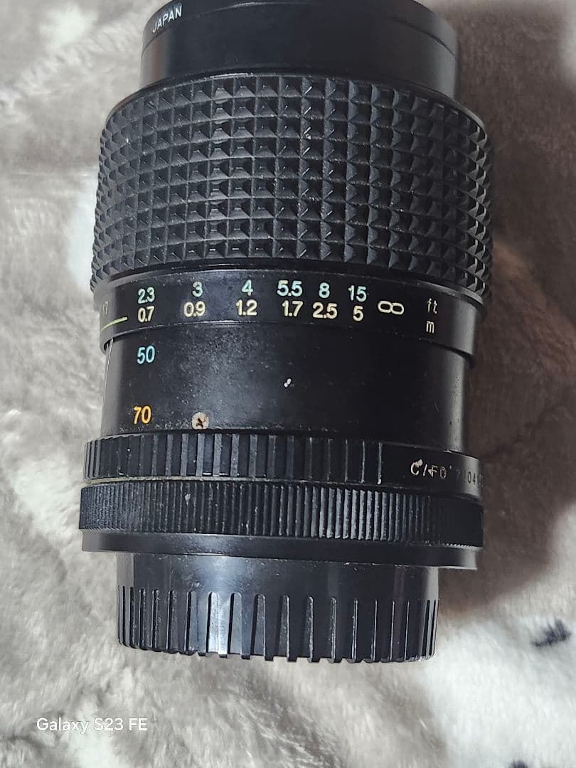 Canon T70 一眼レフフィルムカメラとSunpakフラッシュ望遠レンズ2